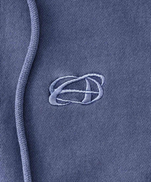 ADAMASTE（アダマスト）の「Double Zip-Up Short Hoodie - ダブル