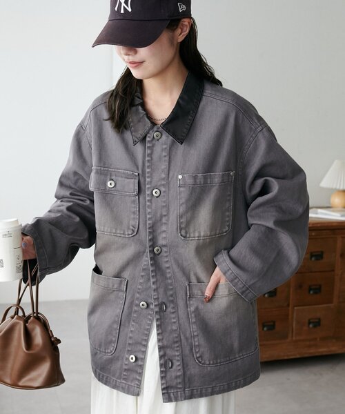 DISCOAT(ディスコート)の「【ユニセックス】Fレザーコントラストカラーカバーオール(カバーオール・レディース・チャコールグレー/ライトベージュ・FREE)」の2枚目の写真