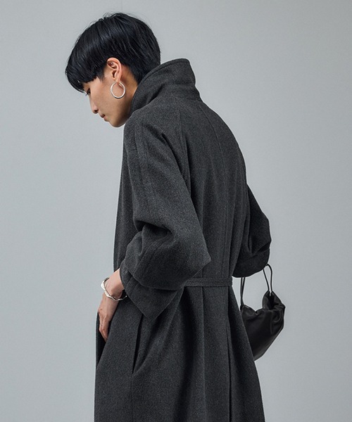 SALON adam et rope'（サロン アダム エ ロペ）の「ピュアカシミヤナロートレンチコート（トレンチコート・レディース・キャメル/チャコールグレー・FREE）」の16枚目の写真