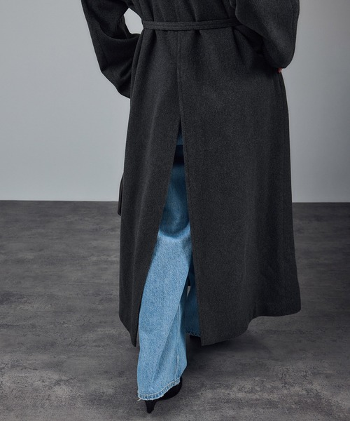 SALON adam et rope'（サロン アダム エ ロペ）の「ピュアカシミヤナロートレンチコート（トレンチコート・レディース・キャメル/チャコールグレー・FREE）」の17枚目の写真