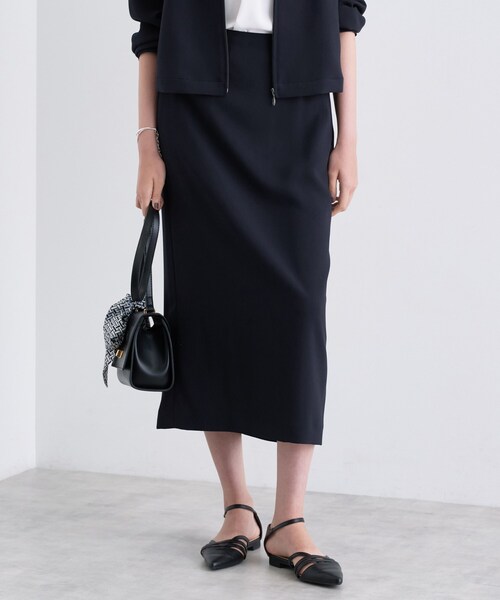 INDIVI（インディヴィ）の「【洗える／UVケア／吸汗速乾】ジョーゼットナロースカート（スカート・レディース・ダークブラウン/ネイビー・13/05/36/15 /40/38/19）」の18枚目の写真