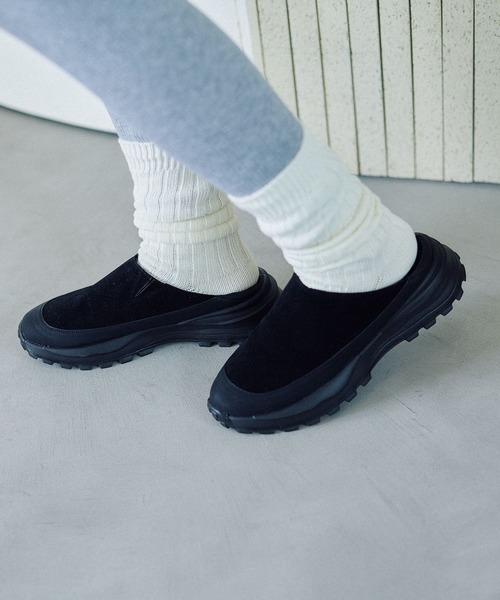 LEPSIM（レプシィム）の「タンクソールサボ　589564（その他シューズ・レディース・ブラック/ベージュ・MEDIUM/LARGE）」の2枚目の写真