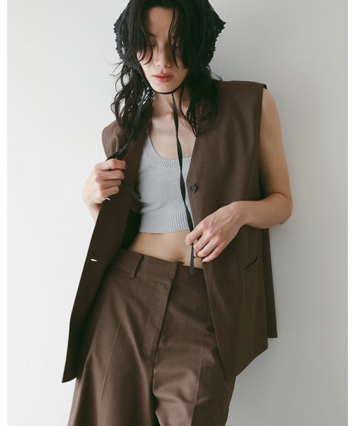 anuke（アンヌーク）の「Velour Knit Tanktop（タンクトップ・レディース・ブルー系その他/ブラック・FREE）」の7枚目の写真