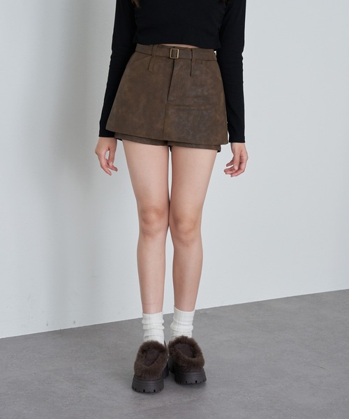 RAY CASSIN（レイカズン）の「レザーマイクロミニスカート（スカート・レディース・ブラウン系その他2/ベージュ系その他2/ブラック系その他2・M/S）」の9枚目の写真