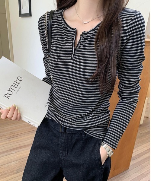 Teem Store（チームストア）の「【新色追加】【四色展開】 ボーダーヘンリーネックロンT（Tシャツ/カットソー・レディース・ブラック/ホワイト/アイボリー/グレー・M/L/S）」の13枚目の写真