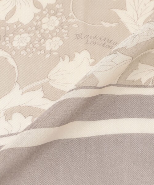 MACKINTOSH LONDON（マッキントッシュ ロンドン）の「バイブリーフラワーカシミヤシルクストール（ストール/ショール・レディース・グレー系その他/ワイン・FREE）」の5枚目の写真