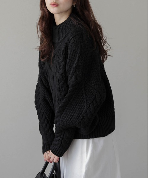 AMELY(エミリー)の「ボリュームスリーブケーブルニット(ニット/セーター・レディース・モカ/ブラック/ベージュ系/グレー・フリー)」の20枚目の写真