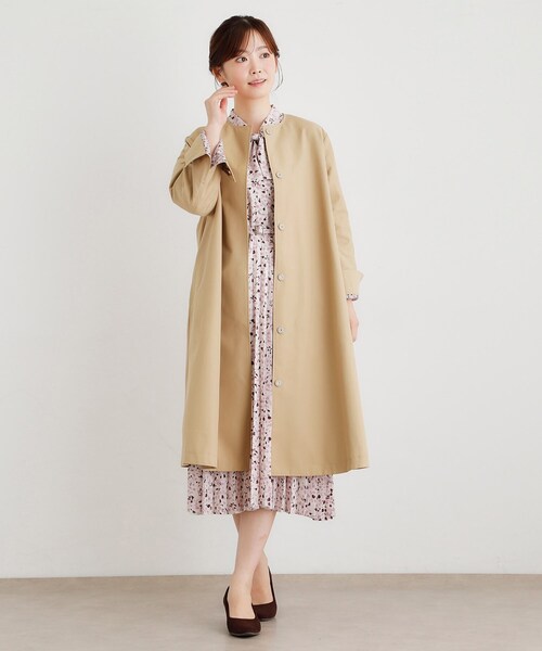 LAURA ASHLEY（ローラアシュレイ）の「【袖裏柄あり】ノーカラーロングコート（ノーカラーコート・レディース・ベージュ/ネイビー・38/40）」の5枚目の写真