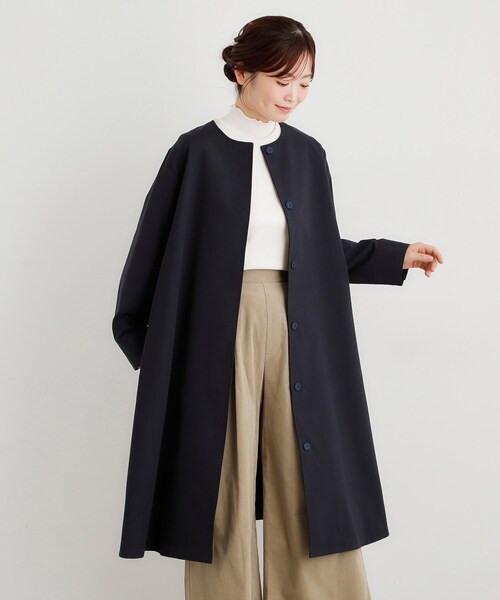 LAURA ASHLEY（ローラアシュレイ）の「【袖裏柄あり】ノーカラーロングコート（ノーカラーコート・レディース・ベージュ/ネイビー・38/40）」の8枚目の写真