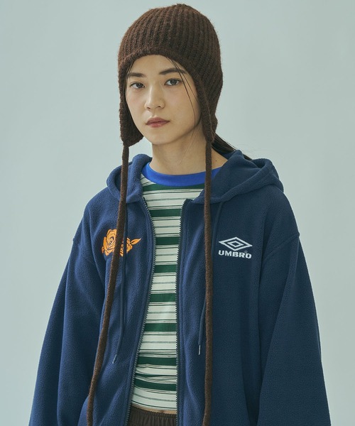 UMBRO(アンブロ)の「(UMBRO × ROSE BUD)KNIT CAP(ニットキャップ/ビーニー・レディース・ブラウン/グレー・ONE SIZE)」の2枚目の写真