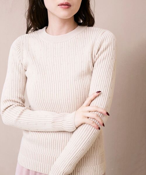 le.coeur blanc(ルクールブラン)の「《WEB限定アイテム》アイレットクルーリブニット(ニット/セーター・レディース・ライトグリーン/アイボリー/ブラック/サックスブルー・38)」の8枚目の写真