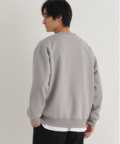 BACK NUMBER（バックナンバー）の「【BACK NUMBER】ダンボールクルートレーナー (サスティナブル/クルーネック/プルオーバー/レギュラーフィット/ストレッチ/軽やか/ベーシック/レイヤード)（スウェット・メンズ・ブルー/ライトベージュ/ブラック・M/L/XL）」の11枚目の写真