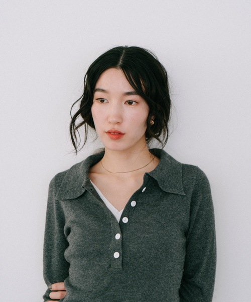 DRWCYS(ドロシーズ)の「フロントボタンレイヤードニット(ニット/セーター・レディース・グレー/ライトグリーン・FREE)」の5枚目の写真