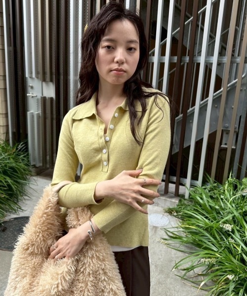 DRWCYS(ドロシーズ)の「フロントボタンレイヤードニット(ニット/セーター・レディース・グレー/ライトグリーン・FREE)」の15枚目の写真