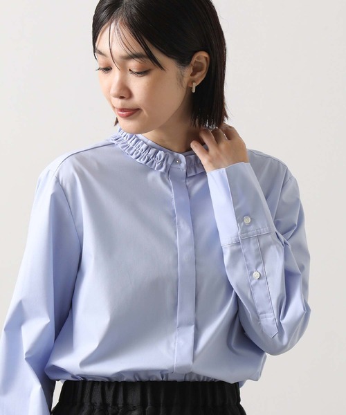 Gready Brilliant(グレディブリリアン)の「フリルカラーシャツ(シャツ/ブラウス・レディース・オフホワイト/サックスブルー・38)」の2枚目の写真