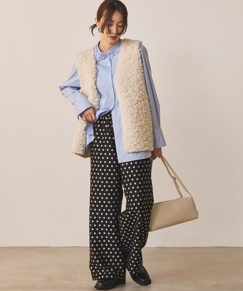 Gready Brilliant(グレディブリリアン)の「フリルカラーシャツ(シャツ/ブラウス・レディース・オフホワイト/サックスブルー・38)」の13枚目の写真