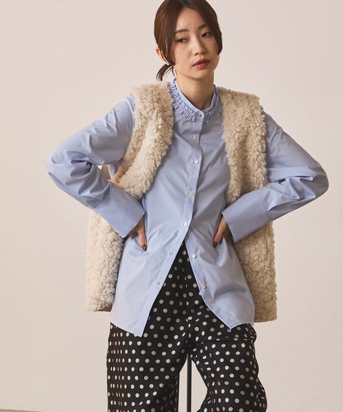 Gready Brilliant(グレディブリリアン)の「フリルカラーシャツ(シャツ/ブラウス・レディース・オフホワイト/サックスブルー・38)」の17枚目の写真