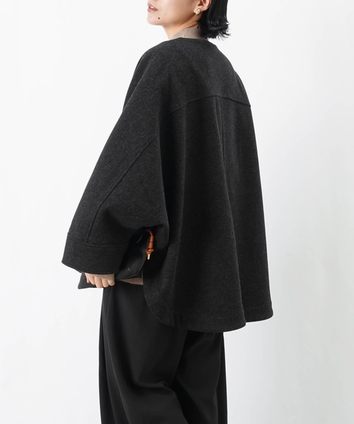 LUCA/LADY LUCK LUCA（ルカ/レディラックルカ）の「LC/LLL ジップドルマンコート/ウールライクポンチョコート（ノーカラーコート・レディース・モカ/ライトベージュ/チャコールグレー・FREE）」の2枚目の写真