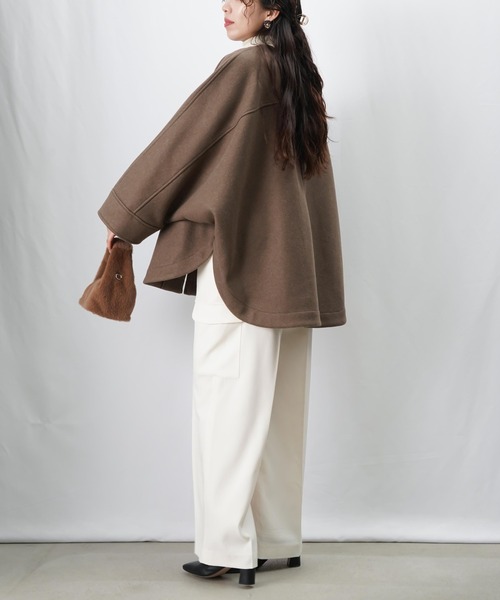 LUCA/LADY LUCK LUCA（ルカ/レディラックルカ）の「LC/LLL ジップドルマンコート/ウールライクポンチョコート（ノーカラーコート・レディース・モカ/ライトベージュ/チャコールグレー・FREE）」の19枚目の写真