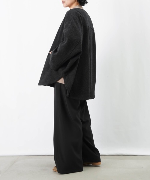 LUCA/LADY LUCK LUCA（ルカ/レディラックルカ）の「LC/LLL ジップドルマンコート/ウールライクポンチョコート（ノーカラーコート・レディース・モカ/ライトベージュ/チャコールグレー・FREE）」の9枚目の写真