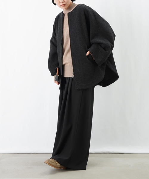 LUCA/LADY LUCK LUCA（ルカ/レディラックルカ）の「LC/LLL ジップドルマンコート/ウールライクポンチョコート（ノーカラーコート・レディース・モカ/ライトベージュ/チャコールグレー・FREE）」の7枚目の写真