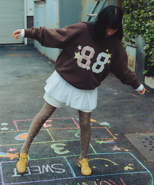 RONRON(ロンロン)の「88 STAR MIXED APPLIQUE SWEATSHIRT BROWN(スウェット・レディース・その他・FREE)」の3枚目の写真