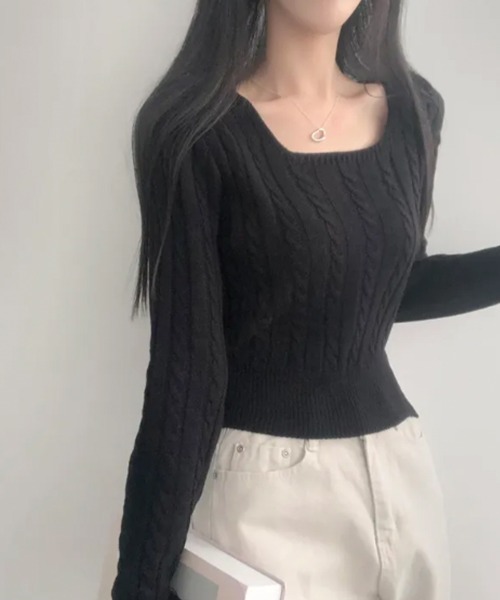 VIVID LADY（ビビッドレディー）の「スクエアネック ケーブル編み ウエストボタン ニットトップス（ニット/セーター・レディース・アイボリー/ブラック/ライトブルー/グレー・FREE）」の10枚目の写真