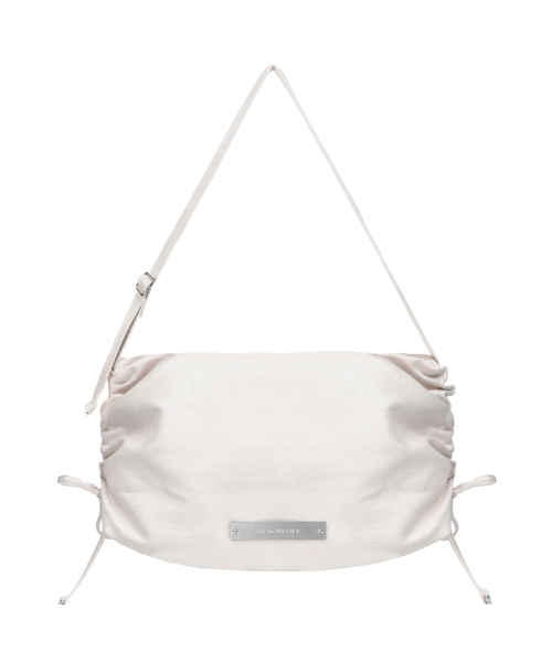 セール】CRYSTAL SHIRRING SQUARE SHOULDER BAG_IVORY（ショルダー