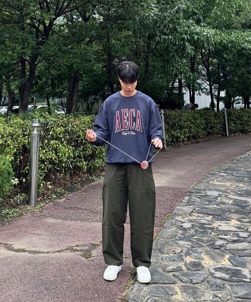 AECA（エイカ）の「AECA ARCH FELT SWEAT SHIRTS-NAVY（スウェット・レディース・その他・LARGE/MEDIUM/SMALL/X-LARGE）」の2枚目の写真