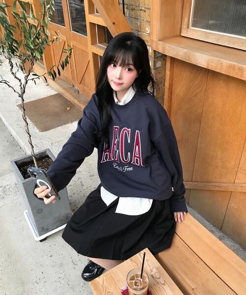 AECA（エイカ）の「AECA ARCH FELT SWEAT SHIRTS-NAVY（スウェット・レディース・その他・LARGE/MEDIUM/SMALL/X-LARGE）」の5枚目の写真