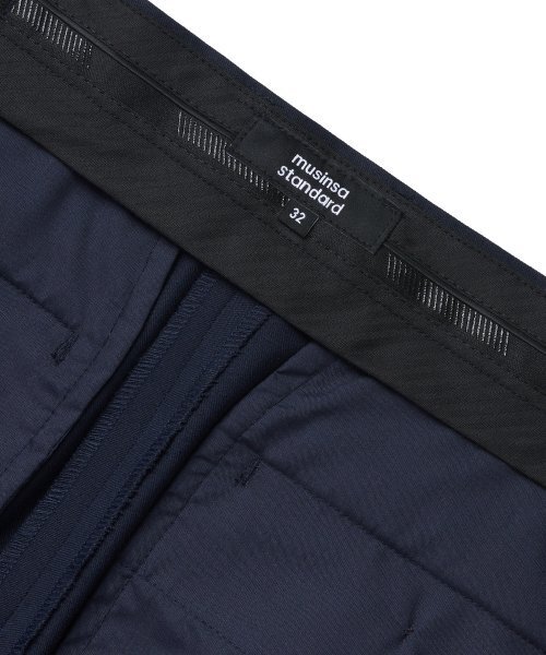 MUSINSA STANDARD（ムシンサスタンダード）の「セミブーツカット隠しバンディングスラックス[ネイビー]（スラックス・メンズ・その他・27/28/40/42/26）」の6枚目の写真