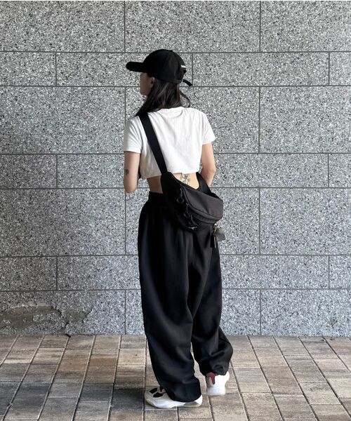 Verdnt（バーダント）の「ダブルジャージーバルーンフィットスウェットパンツ[ブラック]（スウェットパンツ・レディース・ブラック・SMALL/MEDIUM/LARGE/X-LARGE）」の13枚目の写真