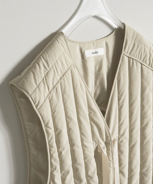 anuke（アンヌーク）の「[anuke/アンヌーク] バックオープン ストライプベスト（ベスト・レディース・クリーム・36）」の8枚目の写真