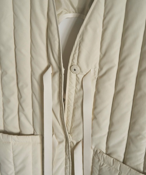 anuke（アンヌーク）の「[anuke/アンヌーク] バックオープン ストライプベスト（ベスト・レディース・クリーム・36）」の9枚目の写真