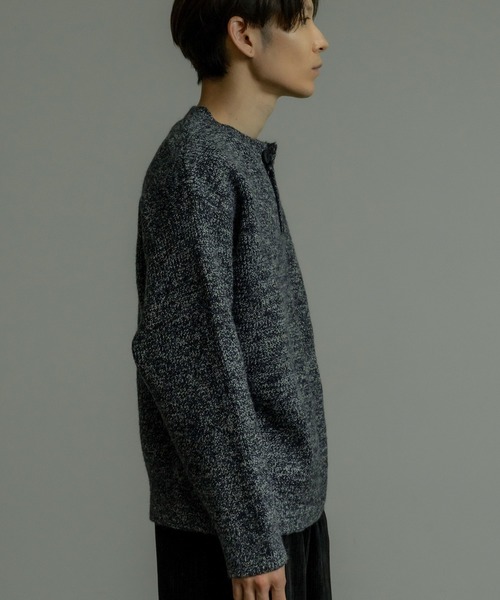 improves（インプローブス）の「ミックスカラー ヘンリーネック ルーズニットプルオーバー（ニット/セーター・メンズ・グレー/ブラウン/ネイビー・MEDIUM/LARGE）」の15枚目の写真