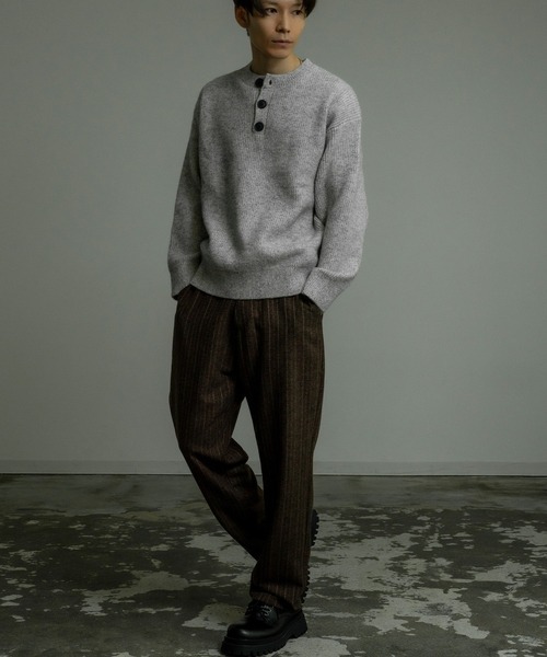 improves（インプローブス）の「ミックスカラー ヘンリーネック ルーズニットプルオーバー（ニット/セーター・メンズ・グレー/ブラウン/ネイビー・MEDIUM/LARGE）」の8枚目の写真