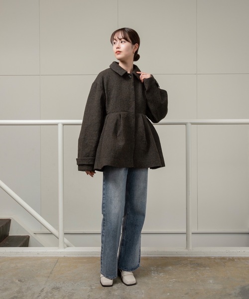 I_am（アイアム）の「hidden button peplum flare coat / ヒドゥンボタンペプラムフレアコート（その他アウター・レディース・チェック/ベージュ・FREE）」の9枚目の写真