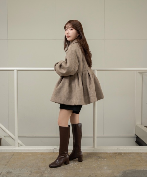 I_am（アイアム）の「hidden button peplum flare coat / ヒドゥンボタンペプラムフレアコート（その他アウター・レディース・チェック/ベージュ・FREE）」の7枚目の写真