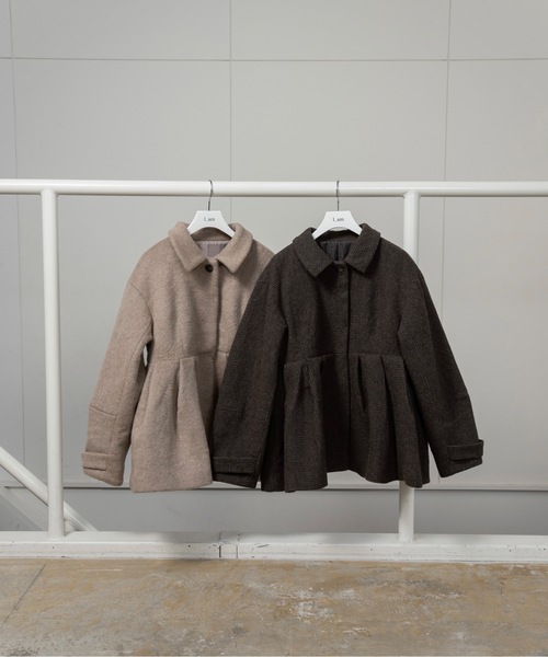 I_am（アイアム）の「hidden button peplum flare coat / ヒドゥンボタンペプラムフレアコート（その他アウター・レディース・チェック/ベージュ・FREE）」の3枚目の写真