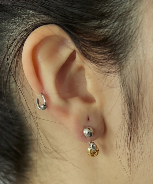 LAPUIS(ラピュイ)の「LAPUIS(ラピュイ) Drop Flow Coil pierced earrings(ピアス(両耳用)・レディース・マルチ/ゴールド・FREE)」の9枚目の写真
