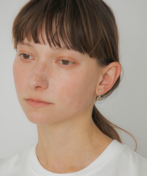 LAPUIS(ラピュイ)の「LAPUIS(ラピュイ) Drop Flow Coil pierced earrings(ピアス(両耳用)・レディース・マルチ/ゴールド・FREE)」の17枚目の写真