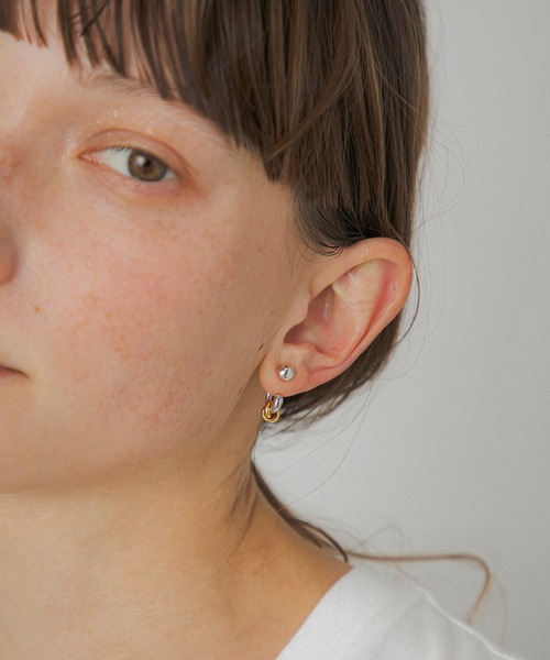 LAPUIS(ラピュイ)の「LAPUIS(ラピュイ) Drop Flow Coil pierced earrings(ピアス(両耳用)・レディース・マルチ/ゴールド・FREE)」の15枚目の写真