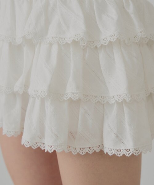 Chico（チコ）の「フリルティアードミニスカート（スカート・レディース・ホワイト/ブラウン/ライトベージュ・FREE）」の14枚目の写真