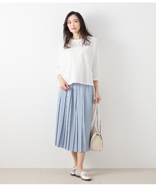 NEWYORKER（ニューヨーカー）の「バックサテン 変形プリーツスカート（スカート・レディース・サックスブルー/ホワイト・9号/11号）」の14枚目の写真