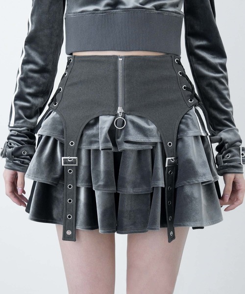 LAZYSLAY(レイジースレイ)の「ベロアラインスカート(スカート・レディース・グレー/ブラック・FREE)」の1枚目の写真