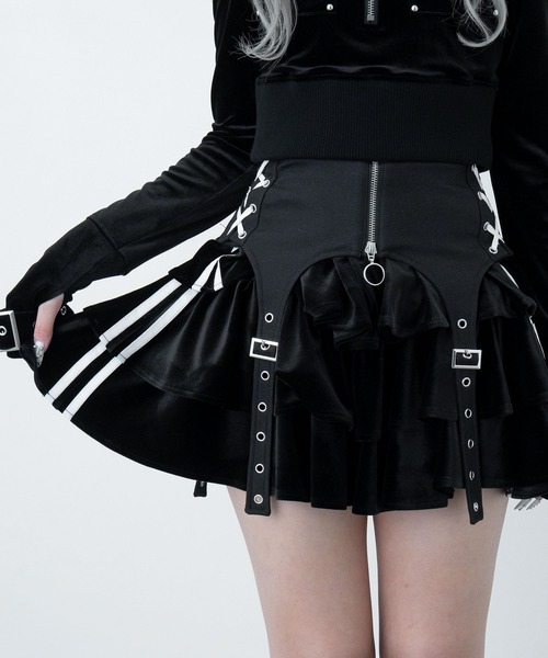 LAZYSLAY(レイジースレイ)の「ベロアラインスカート(スカート・レディース・グレー/ブラック・FREE)」の3枚目の写真