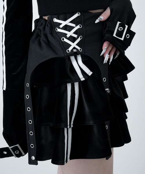 LAZYSLAY(レイジースレイ)の「ベロアラインスカート(スカート・レディース・グレー/ブラック・FREE)」の5枚目の写真