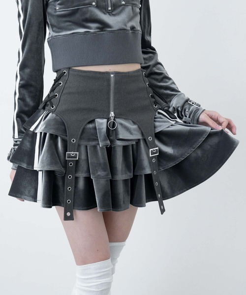 LAZYSLAY(レイジースレイ)の「ベロアラインスカート(スカート・レディース・グレー/ブラック・FREE)」の7枚目の写真