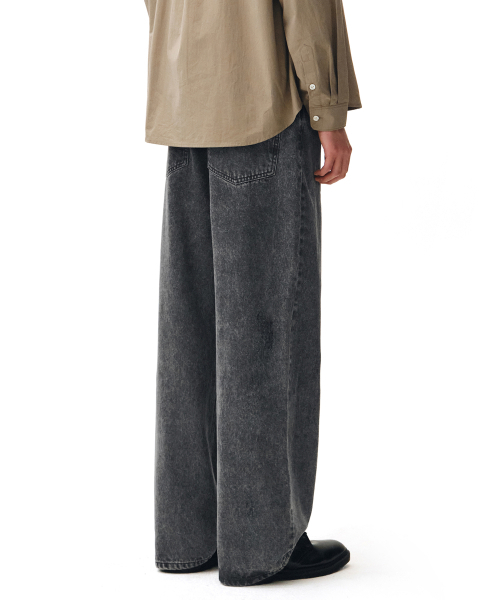 DECET(デケト)の「Mid Rise Wide Jeans DCPT027AshBlack(デニムパンツ・レディース・その他・26/28/30/32/34)」の6枚目の写真