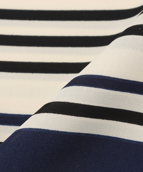 JOURNAL STANDARD relume（ジャーナルスタンダード　レリューム）の「RELUME スカーフ（ストール/ショール・レディース・ベージュ/ネイビー/レッド・FREE）」の7枚目の写真